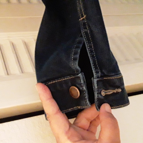 NWOT denim jacket - Picture 2 of 10